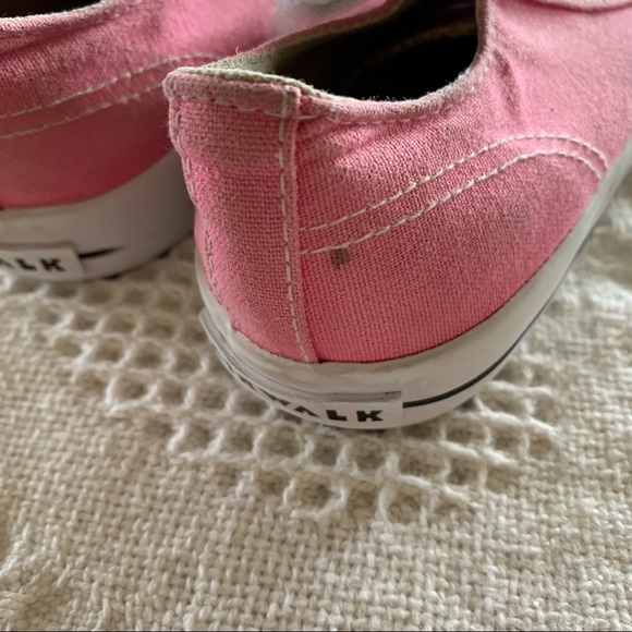 Airwalk Sneakers - Picture 4 of 7